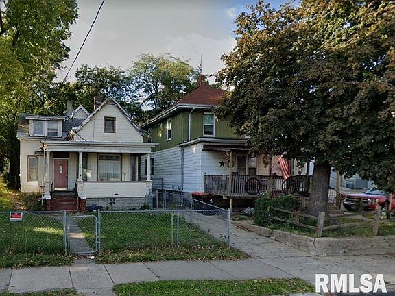 2nd image of 2229 NE Jefferson Ave
