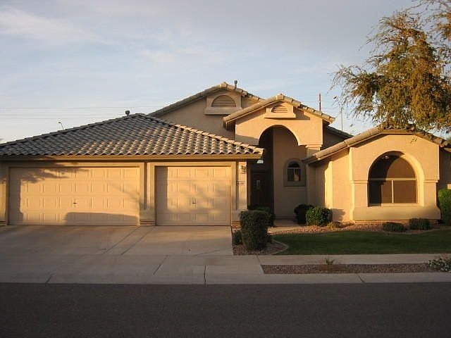 1st image of 16598 W Woodlands Ave