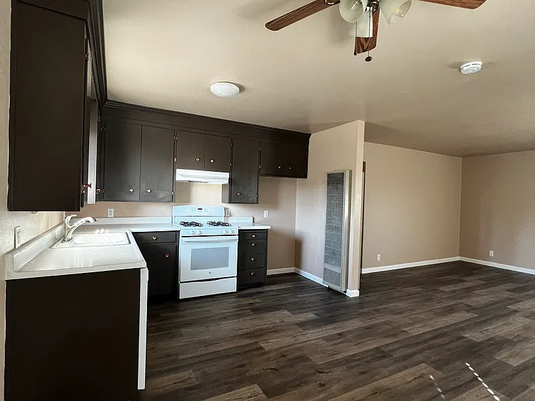 340 S Fairmont Ave #A — Photo 7