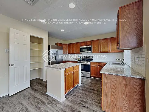 13319 Lynnville Dr Photo 1