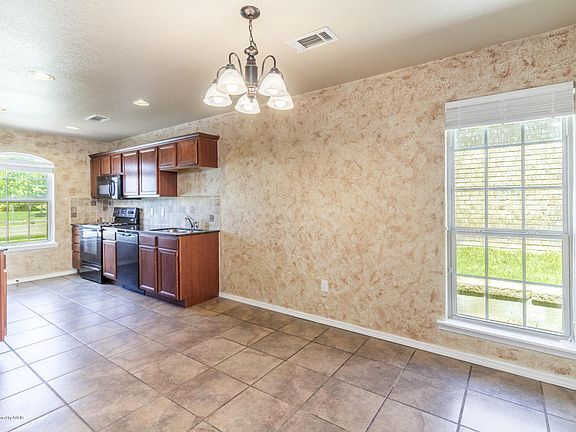 3rd image of 8505 Barstow Dr