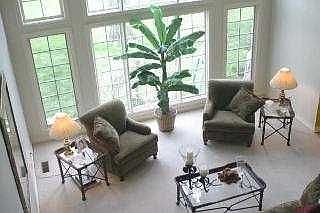 2nd image of 206 Treetop Pl
