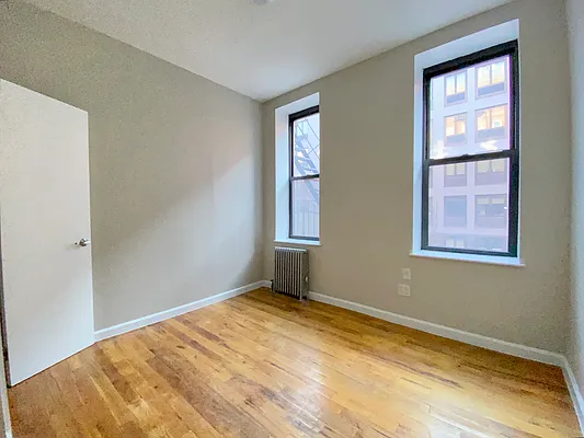 Rented by REAL New York | media 7