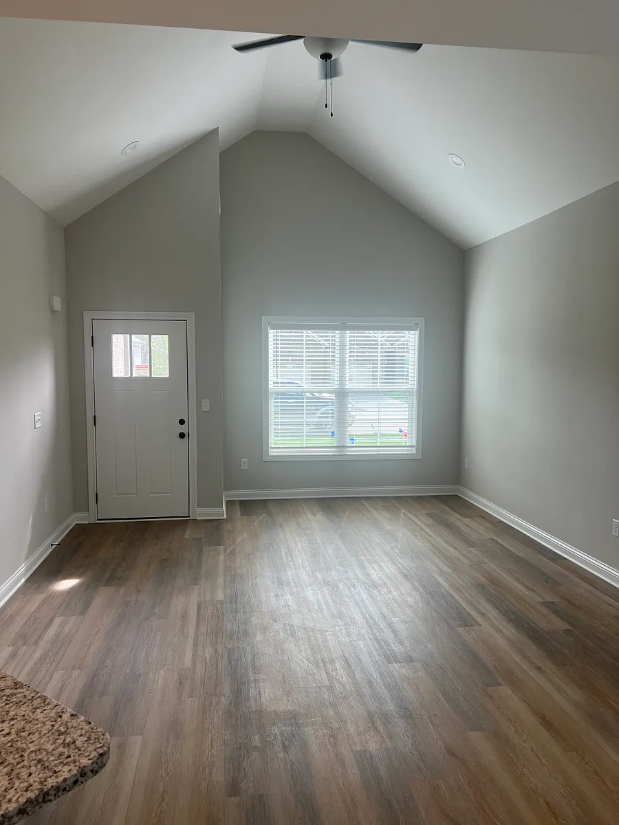 Building Photo - 6461 Fortuna Ave
