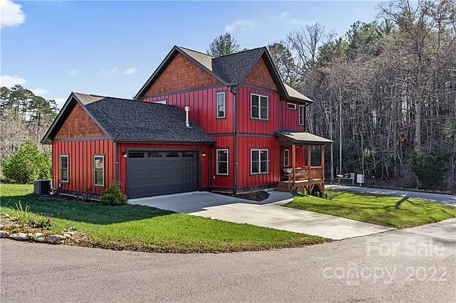 5 Feather Ridge Rd — Photo 1