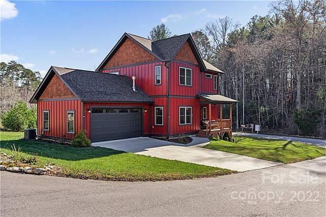 1st image of 5 Feather Ridge Rd
