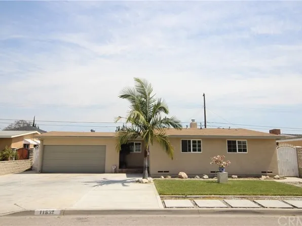 11832 Medina Dr, Garden Grove, CA 92840