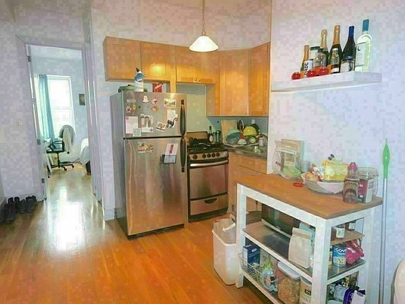 3rd image of 242 Troutman St #S2l
