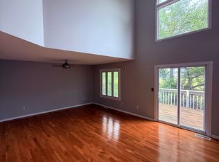 255 Pine Rock Ave APT 12, Hamden, CT 06514
