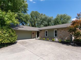 311 Woodland East Dr, Greenfield, IN