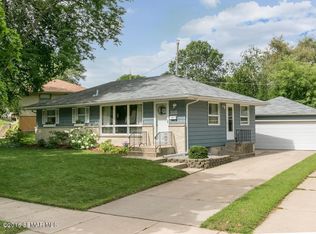 2215 12th Ave NW, Rochester, MN 55901