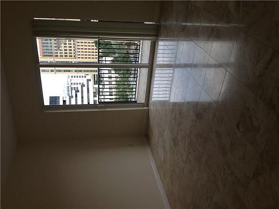 5th image of 10 Aragon Ave Suite 707