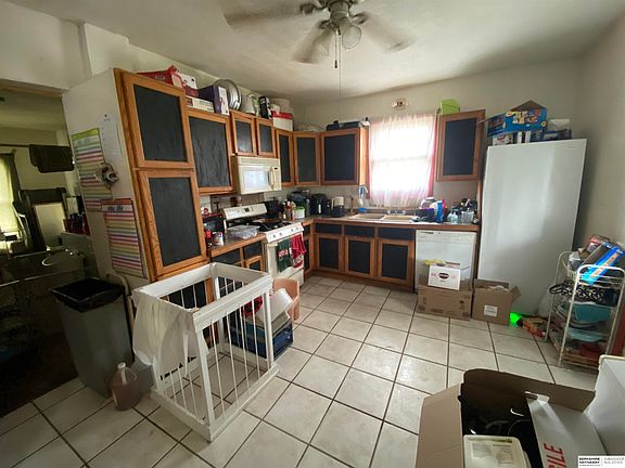 3rd image of 623 4th Ave