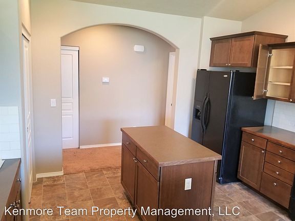 3rd image of 2961 Timberline Dr