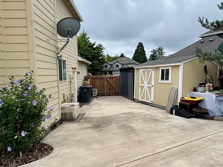 shed