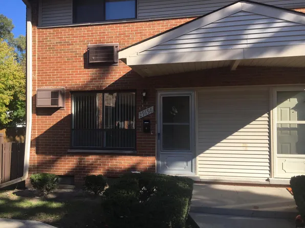 29156 Tessmer Ct, Madison Heights, MI