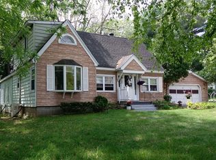 29 Lishakill Rd, Albany, NY 12205