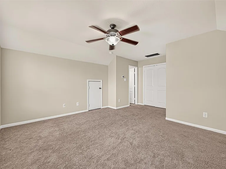 10031 Esslemont Ct — Photo 40