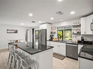 2001 Bahama AVE, FORT MYERS, FL 33905