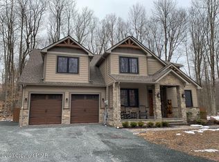 1314 Pine Cone Rd, Pocono Pines, PA 18350