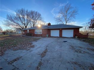 5466 NW Freeman Rd, Plattsburg, MO 64477