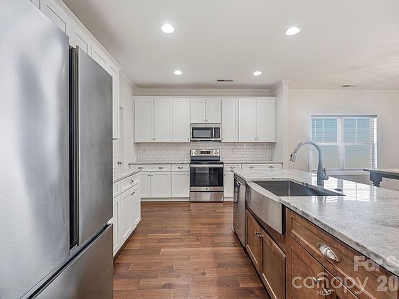 5th image of 2612 Poplar Cove Dr NW