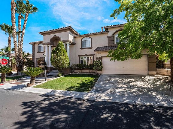 3rd image of 8901 Goldstone Ave