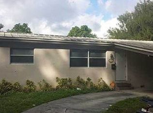 11150 W Golf Dr, Miami, FL 33167