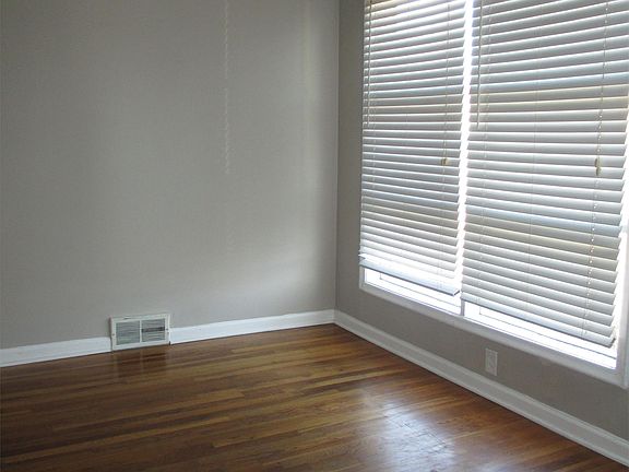 2nd image of 2164 Stieber St #34