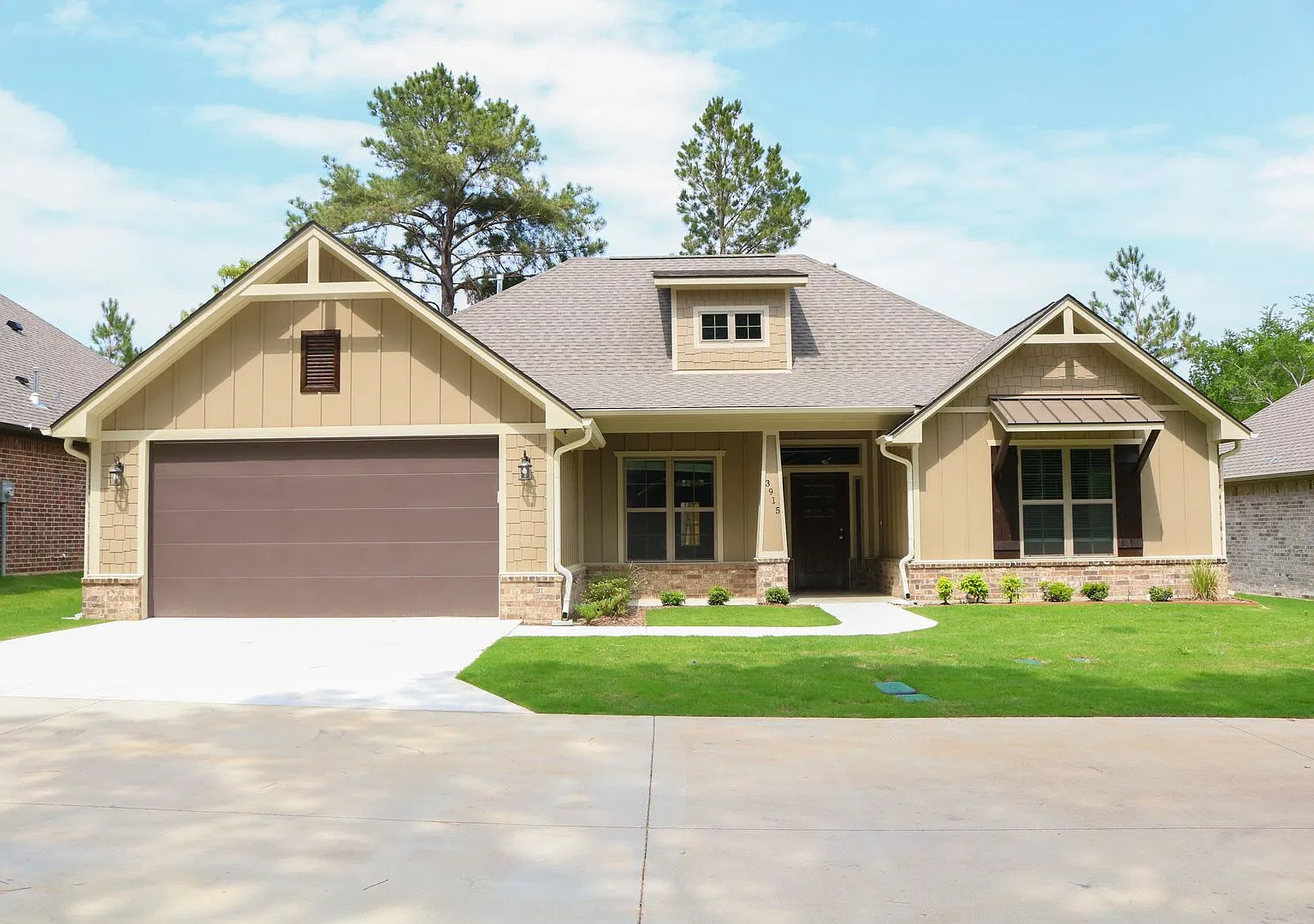 3915 Old Omen Rd — Photo 1