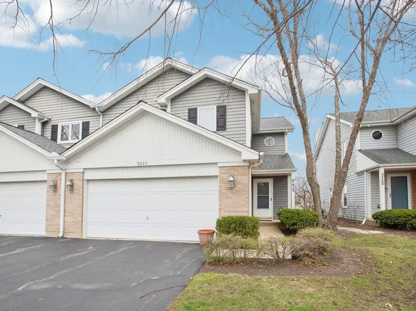222 Carlisle Ave, Westmont, IL 60559