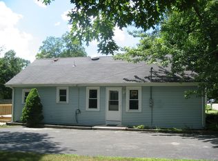 26623 W Maple St, Antioch, IL 60002