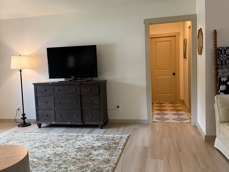 3201 N Mueller Ave — Photo 7