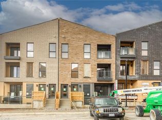 10 Urbane Blvd #C017, Kitchener, ON N2E 0J2