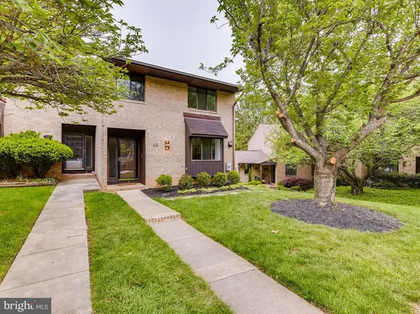 438 Five Farms Ln, Lutherville Timonium, MD 21093
