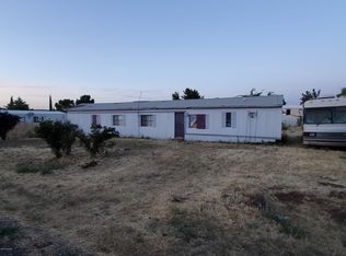 17290 E Fairway Dr, Mayer, AZ 86333