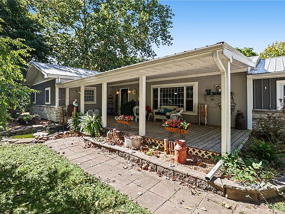 4th image of 780 County Road 1150 N