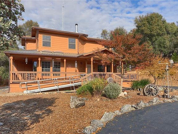 3rd image of 3692 Manzanita Rd