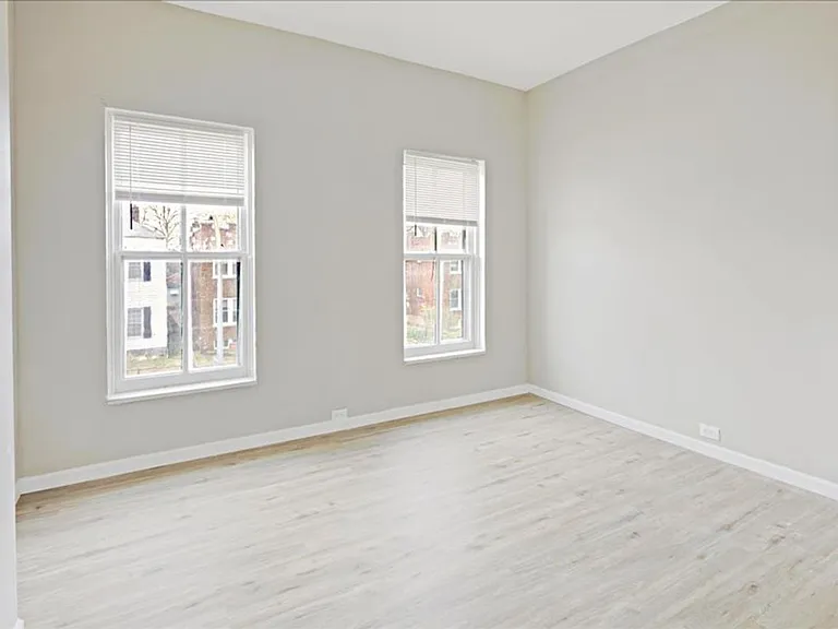 6730 Vermont Ave — Photo 13