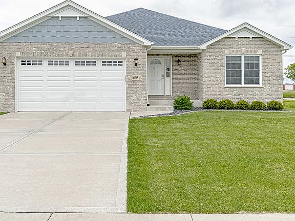 5th image of 6051 Park View Dr