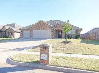 11304 NW 8th St, Yukon, OK 73099