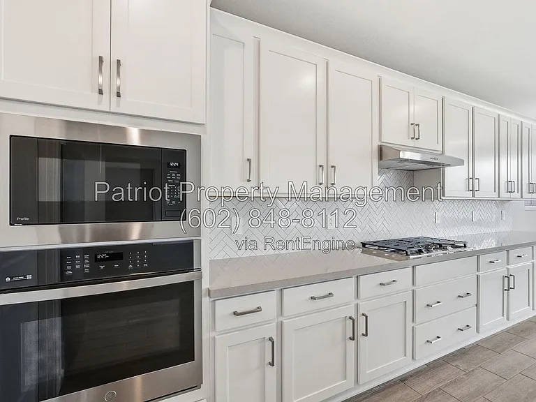 5635 W Hayduk Rd — Photo 5