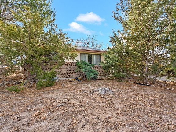 2nd image of 600 36th Ave Ct