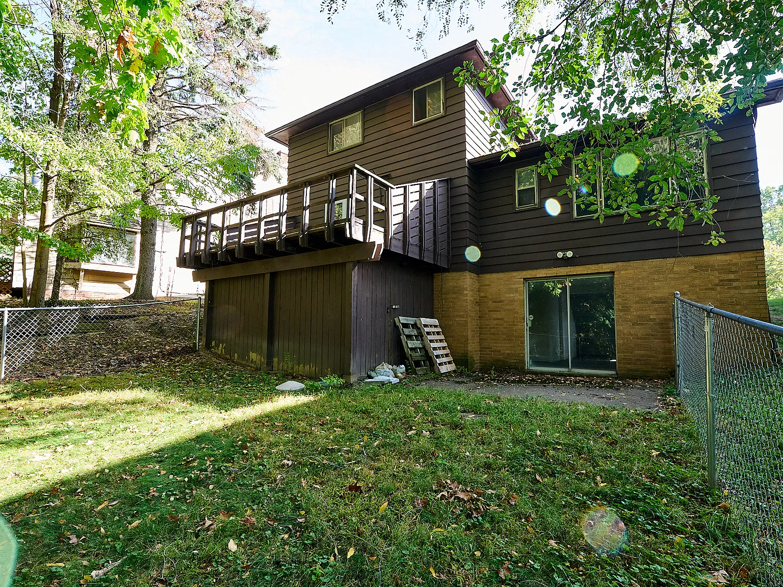 3 bed, 1550 sqft, $1,525 — Photo 2