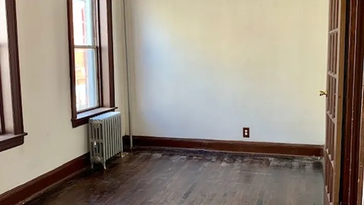 Rented by Nooklyn NYC LLC | media 43