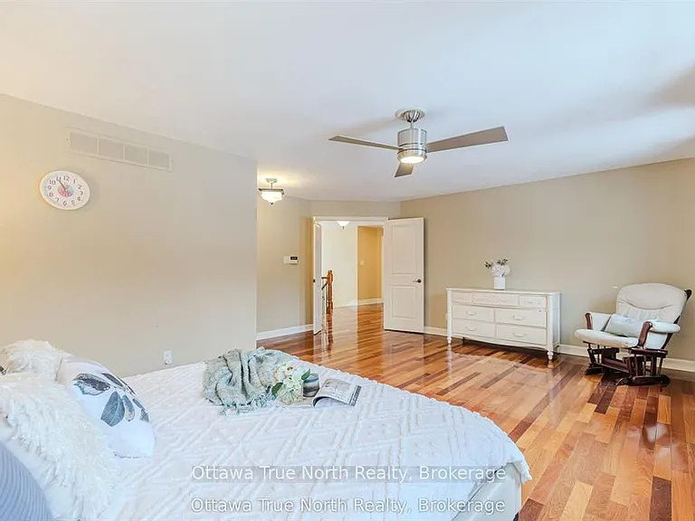 1530 Lords Manor Ln — Photo 29