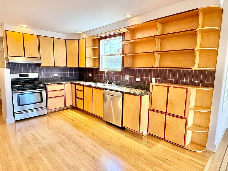 1231 Rhode Island St — Photo 11