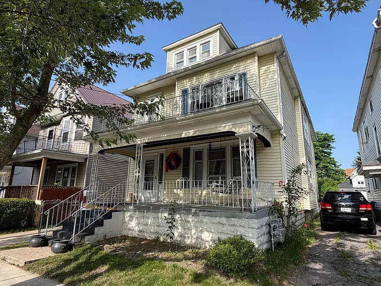 30 Page St — Photo 1
