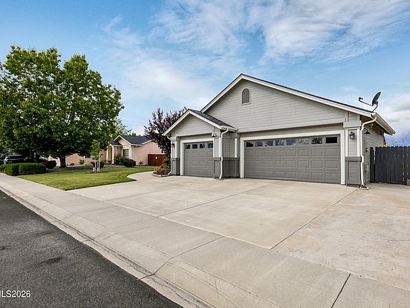 3rd image of 764 Raab Ct