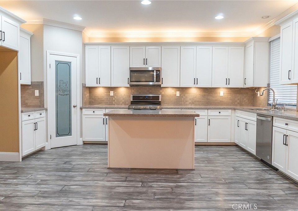 10219 Via Pescadero, Moreno Valley, CA 92557 Zillow